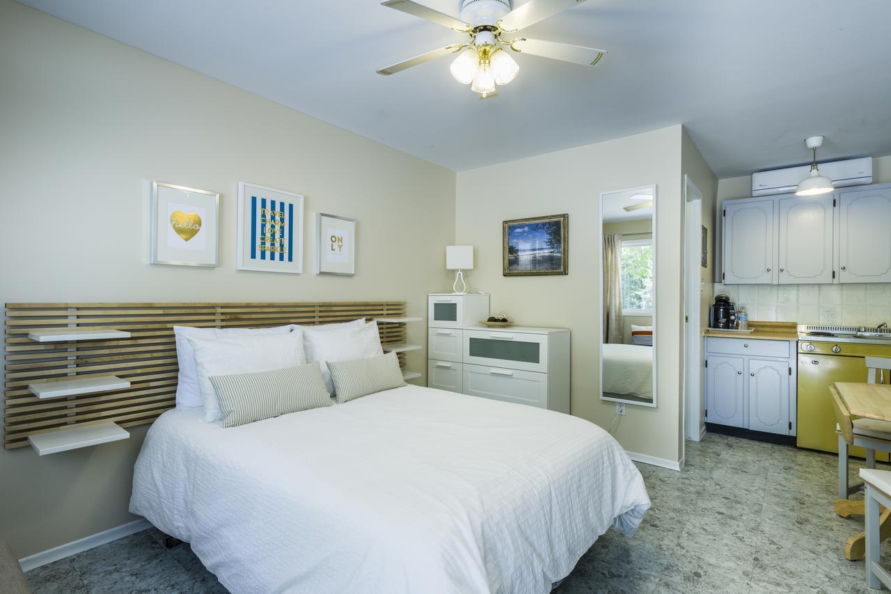 واساغا بيتش Hollywood Cottages المظهر الخارجي الصورة