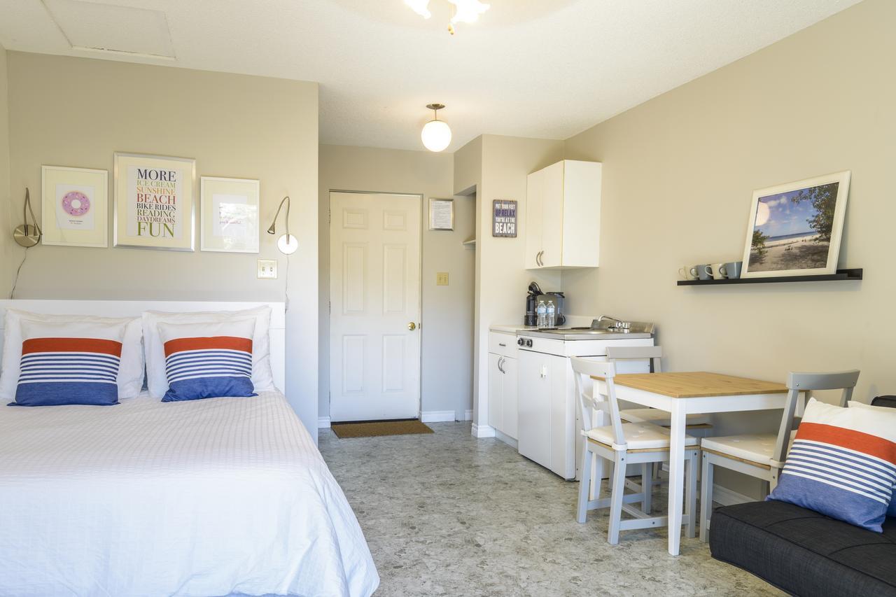 واساغا بيتش Hollywood Cottages المظهر الخارجي الصورة